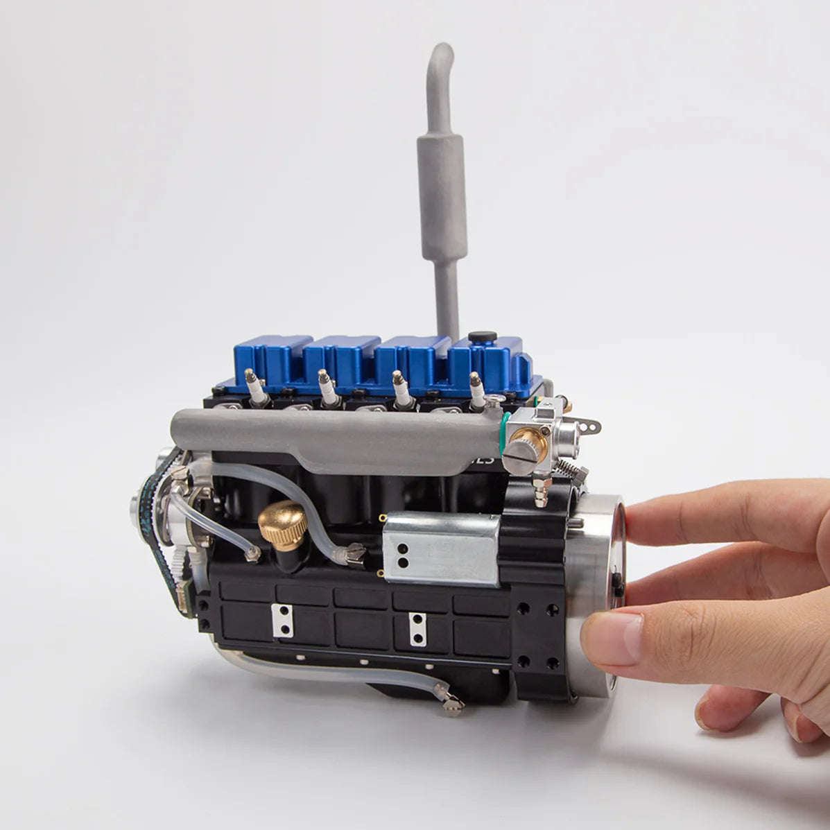 CISON 4-cylinder working engine model kit capable of 11,500 RPM performance.