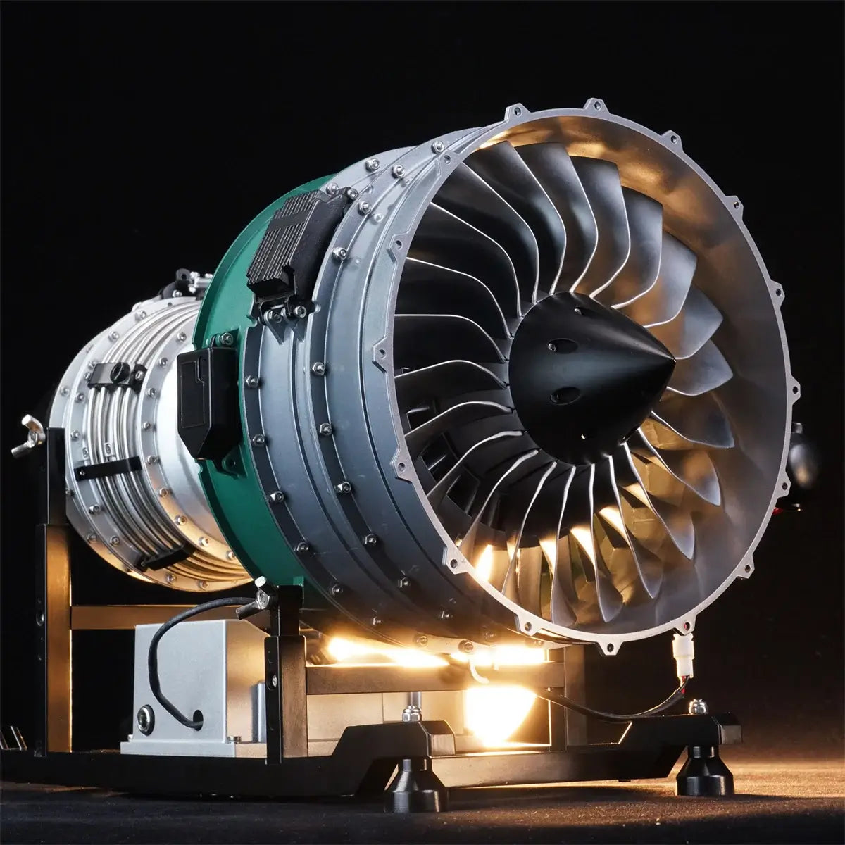 TECHING 1:10 scale metal model jet engine (4000g), a hands-on STEM toy for engineering education and display.